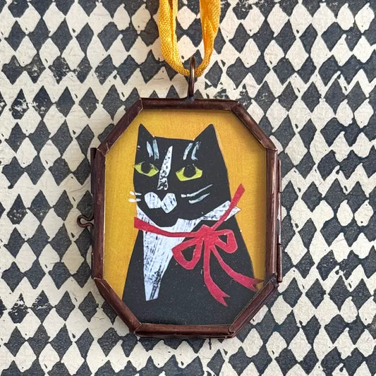 Tuxedo Kitty Keepsake - Handmade Decor